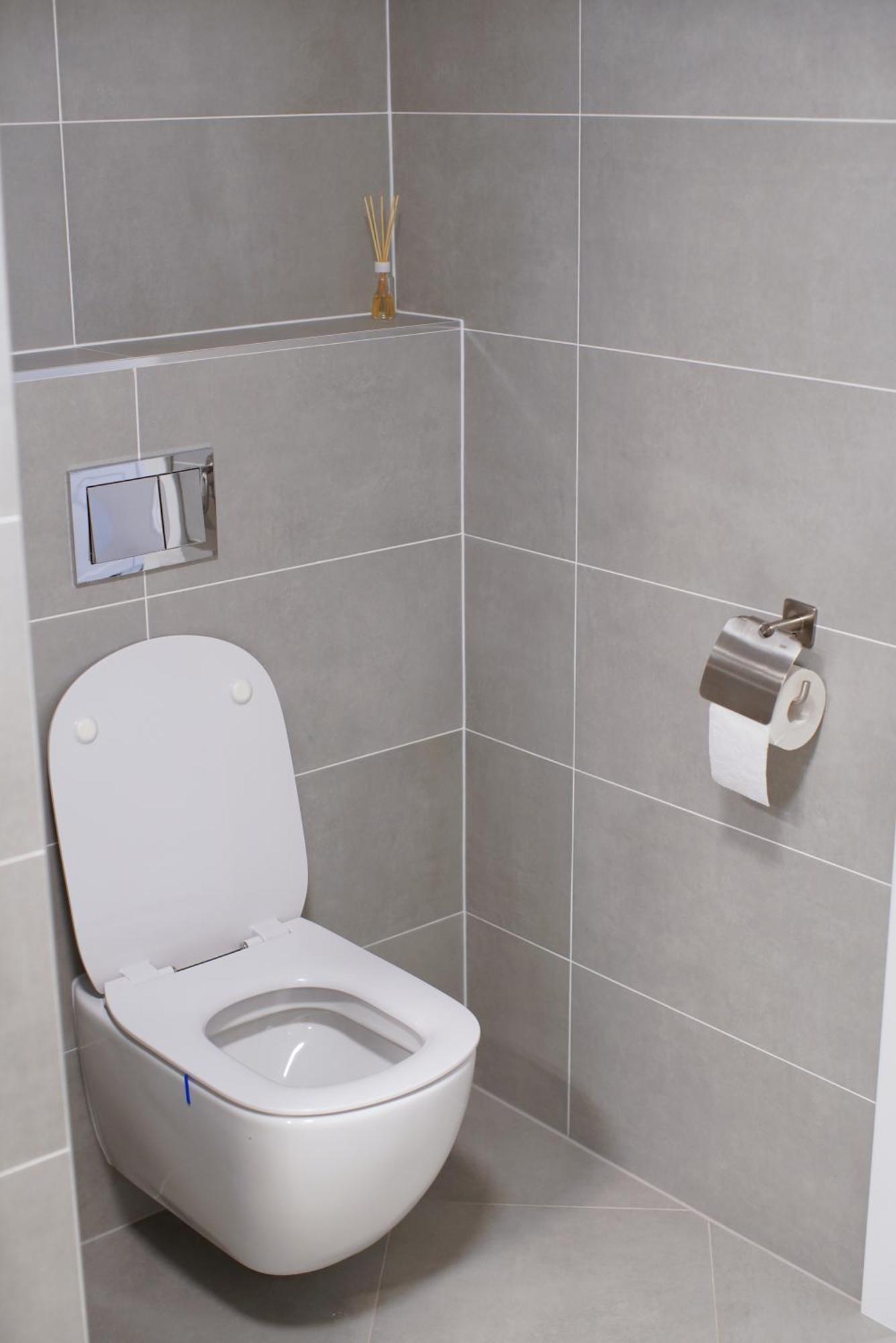 Holesovice Delight: Modern Comfort With A Twist In Prague 7 Bagian luar foto